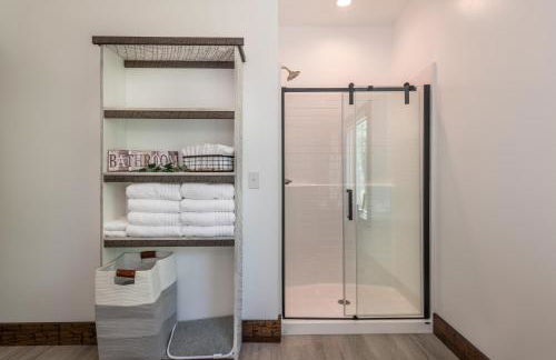 Oasis at Barkley + Hot tub! - Foto 30