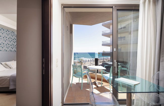 Steris Elegant Beach Hotel - Foto 47