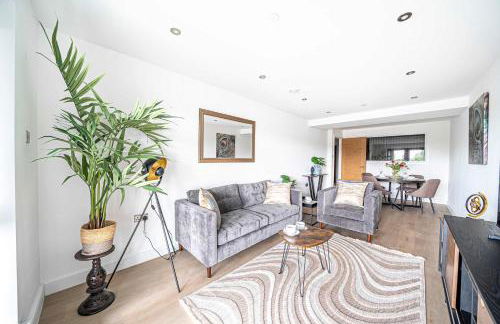Leeds City Centre 2BR Apartment - Luxury Stay with Private Terrace - Foto 24