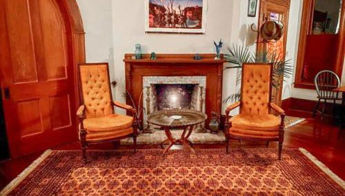 Downtown Historic Victorian Charmer Sleeps 7 - Foto 2