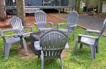 Fun Home in Pocono with Gameroom-Firpit-BBQ Grill-TV and AC in all rooms - Foto 9