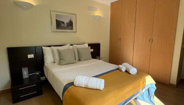 Apartamento céntrico con piscina - Foto 2