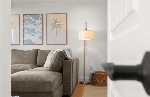 Serenity Shores Renovated Top Floor Condo w Stunning Ocean Views - Foto 34