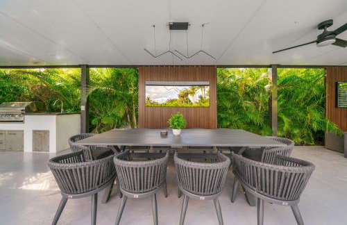 Luxury Villa Solara w Heated Pool Hot Tub BBQ - Foto 47