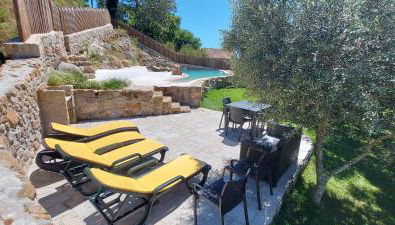 Casa Guardião do Castelo - Foto 3, Garden, sunbed, Garden view