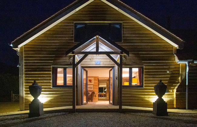 Owl Barn in Oxford With 5 Bedrooms and 5 Bathrooms - Photo 12