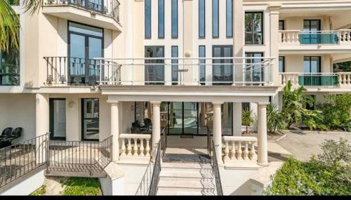 Cinema Room - grande terrasse - clim - Wifi - calme - mer - Foto 5