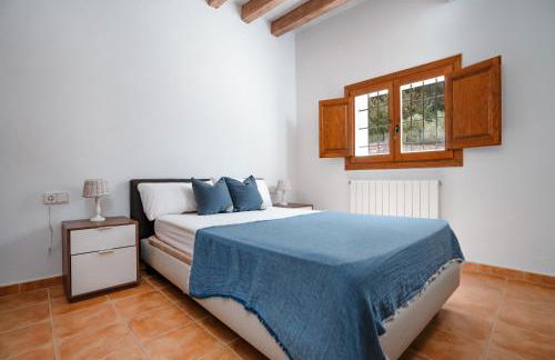 7 Bedroom Villa with Pool - 5mins walk to Cala Llonga Beach - Can Ramon - Foto 24