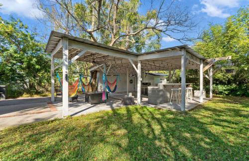 Tiny Home w MIL suite - 3 MI to DT - Foto 67