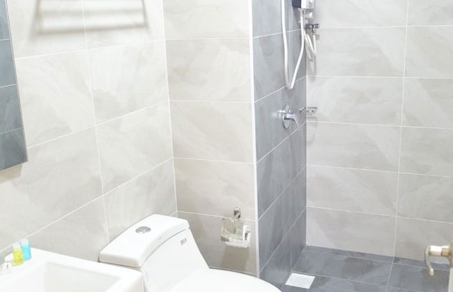 Pinnacle Tower - Photo 17