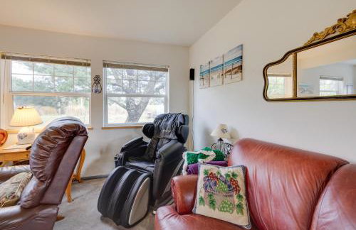 Waterfront Getaway on 10 Acres Near Sunset Beach! - Foto 5