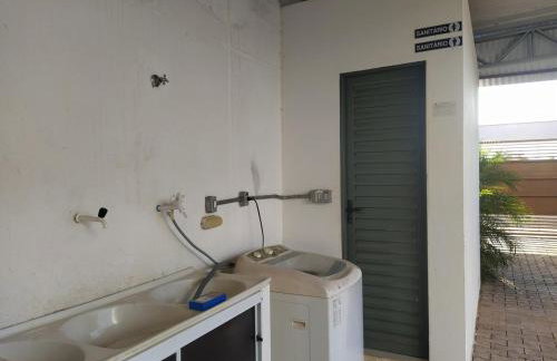 Estilo resort para confraternizar com hidro, piscina, garagem em casa tudo privativo, insira acima de 6 hóspedes para usar os 3 quartos - Photo 12