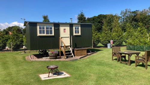 The Rowan Shepherds Hut - Photo 2