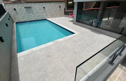 Guarujá Praia do Tombo! Ar, Piscina, Vaga, WIFI, TV Smart, perto da praia! - Foto 13