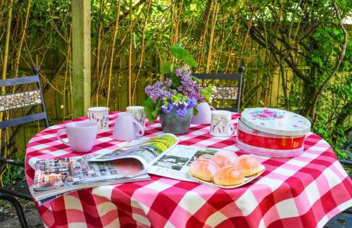 18th Century Thatched Cottage Parking & Garden - Foto 33