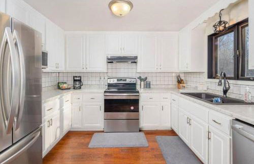 Green Bay Cozy home, 3 bed rooms, 6 beds, 2 bath - Foto 8