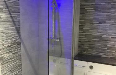 CITY CENTRE APARTMENT with Free Secure Underground Parking - Foto 70