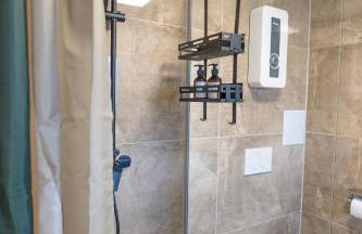 FEEL GOOD HOMES Ruhig-Klimaanlage-WLAN-Regendusche - Foto 56