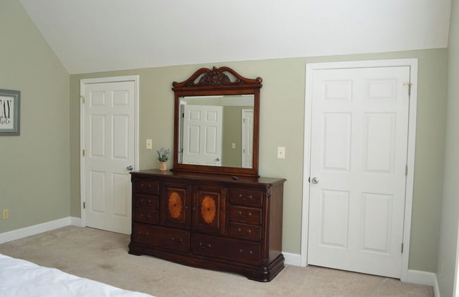 5 BR House Lake Retreat w/ Hot Tub, Sleeps 12 - Foto 41