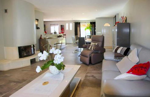 Gorgeous Home In St Montan - Foto 27