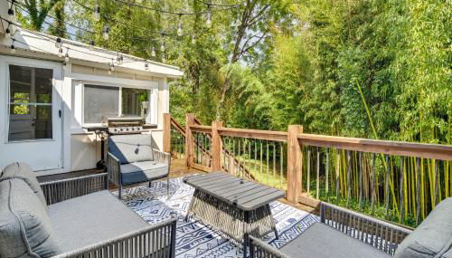 Hendersonville Haven with Fire Pit, Grill, Deck! - Foto 2