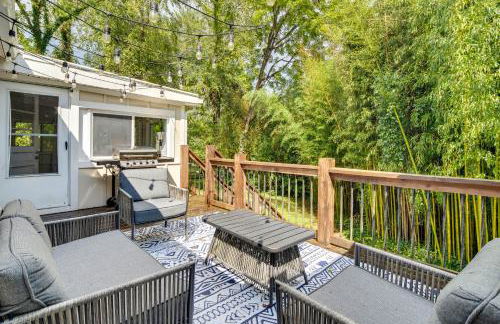 Hendersonville Haven with Fire Pit, Grill, Deck! - Foto 2