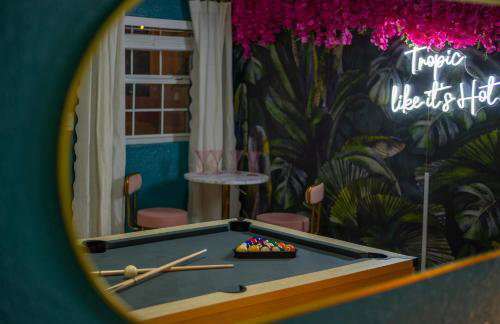 10 Minutes to Downtown with Jacuzzi, Pool Table, Ping Pong, and BBQ - Foto 2