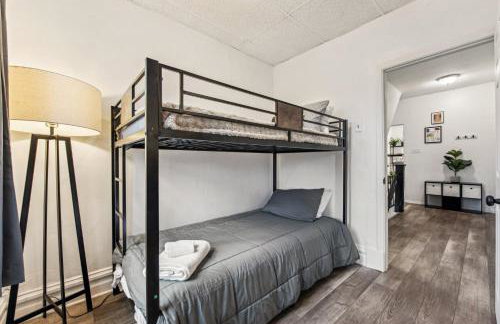 Modern Family Friendly Home 3 Bedroom Great Location - Foto 18