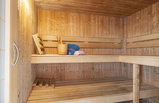 Quiet Villa with Hot Tub & Sauna - Foto 25