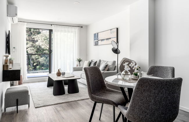 Sunrise Garden Suites - Photo 22