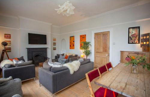 Stag & Hen Retreat - Walk to Nightlife - Sleeps 16 - Foto 24