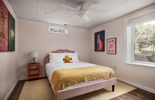 Epic Family Stay - 40' Putting Green, Theater, Hot Tub, Sauna - Foto 17