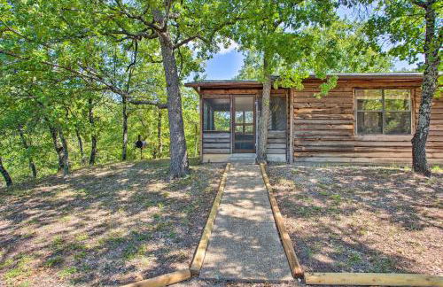 Cozy, Secluded Davis Cabin on 60 Wooded Acres - Foto 25