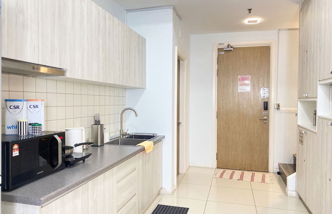 Icon City Premier Suites by WeCare - Photo 25