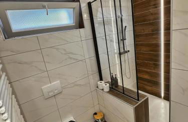 Maison LAMARTINE - Plein Centre-Ville Avec Garage & Jeux - Foto 34