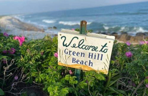 Waterfront Salt Pond House, water view and dock - Foto 25