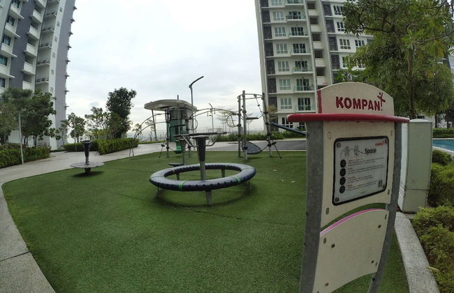 City Living with Panoramic Sea Views at Danga Bay - Foto 76