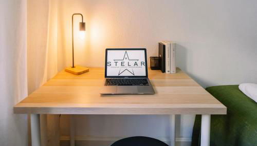 Centro, Hospital y Campus Universitario a 5 minutos - Camas de primera - Lavadora - SmartTV - Wifi 1 GB - Teletrabajo - Foto 4