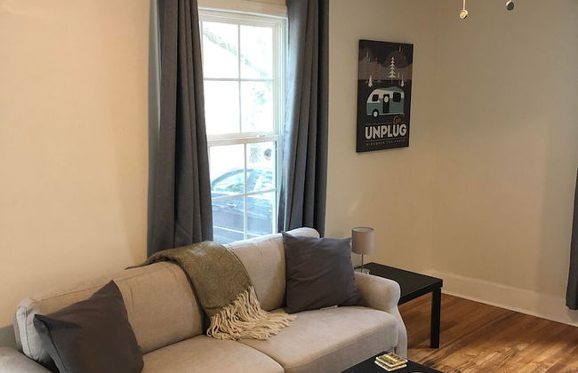 Renovated Space Close to Downtown - A - Foto 22