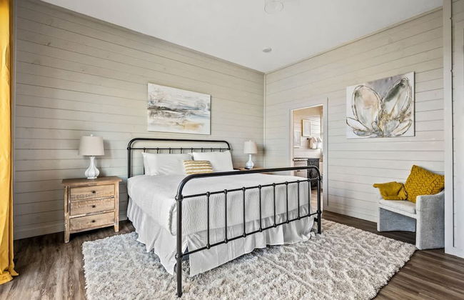 NEW Lake Cabin Sleeps 14 Indoor Pool Hot Tub - Foto 14