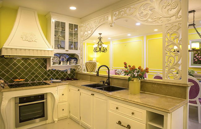 1BR Victorian Apartment River View D7 - Photo 10