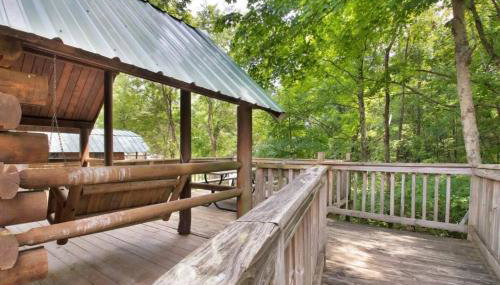 Rustic Cabin with Pool Access - Photo 4