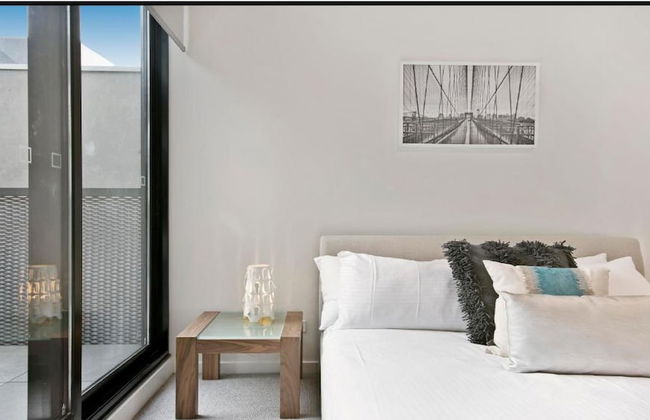 Melbourne City Apartments - Teri - Photo 19