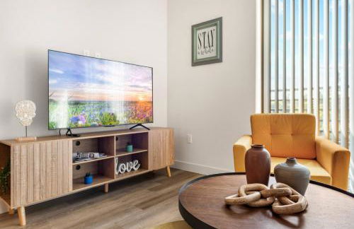 Fancy Irvine Apartment | Shopping + Dining - Foto 18