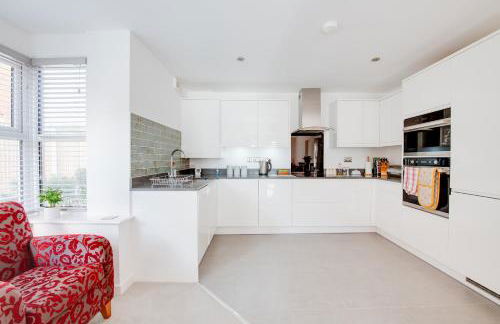 Spire View - New Forest Holiday Home - Photo 21