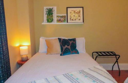 The Nook on Neil Walkable 3BR - Foto 24