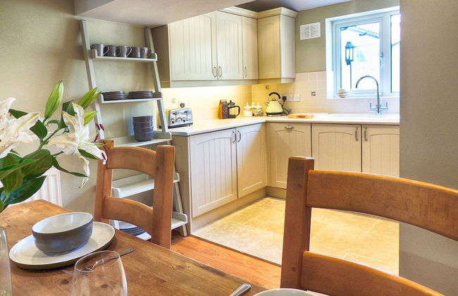 Woodbine Cottage - Photo 5