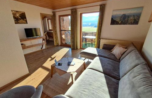 Bauernhof Finkel - Ferienwohnungen mit Balkon - Bergsicht - Traktor mitfahren - Tiere streicheln - entspannter Familienurlaub - zentrale Lage nahe Oberstdorf - Foto 33