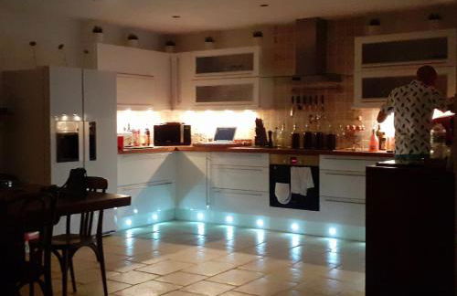 La Chapelle - Private Heated Pool, Village Centre - Foto 18