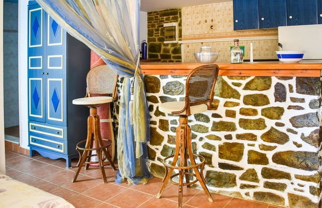 Alluring Holiday Home in Syros With Barbecue - Photo 6